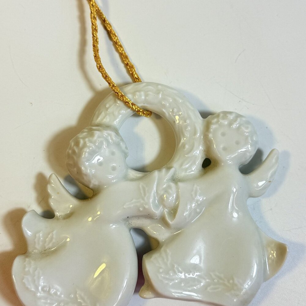 Christmas Tree Ornament Caroling Wreath Haviland Limoges Signed France 1986 - Picture 11 of 16